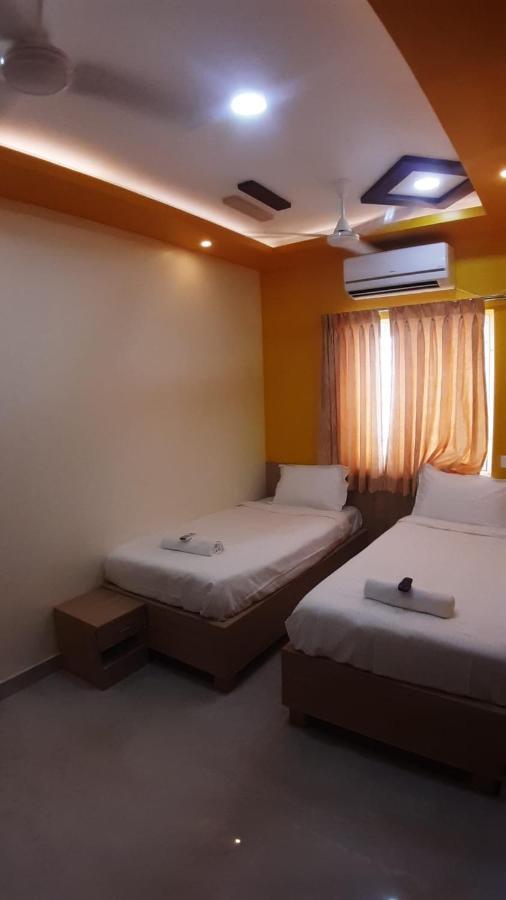 Hotel Jfive Residency à Chennai Extérieur photo